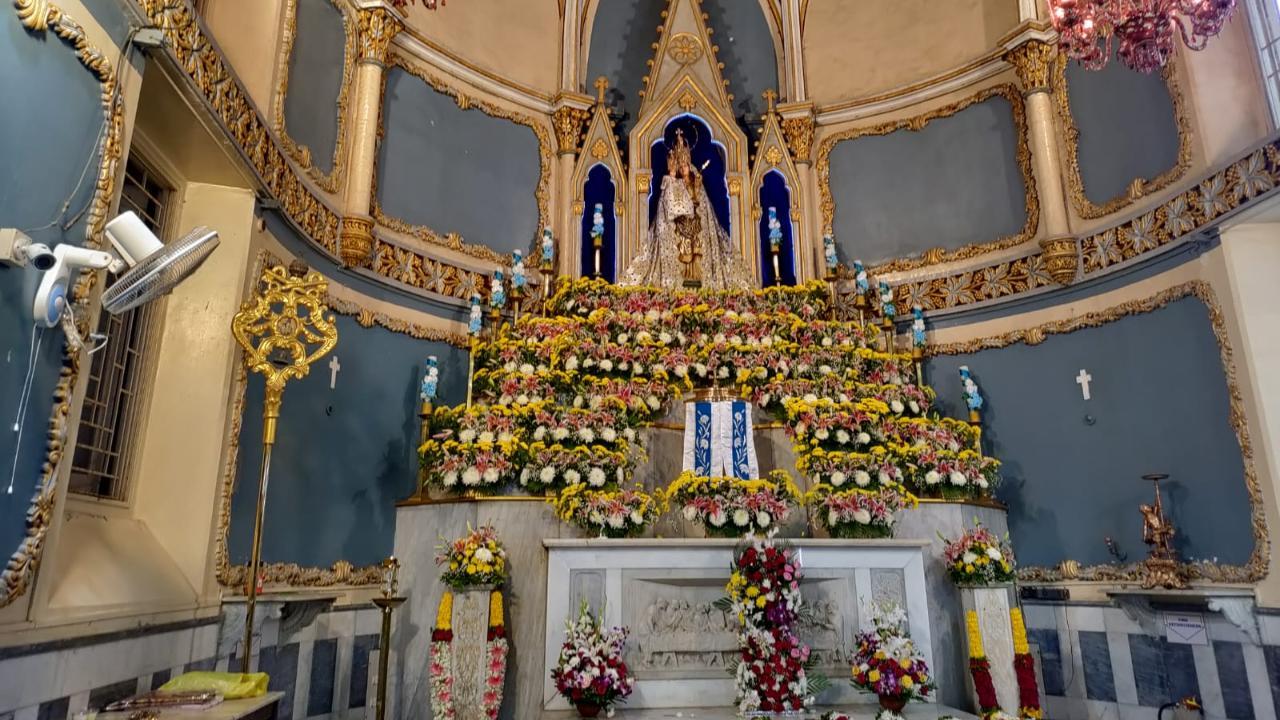 IN PHOTOS: Devotees visit Mount Mary's Basilica as Bandra Fair gets underway