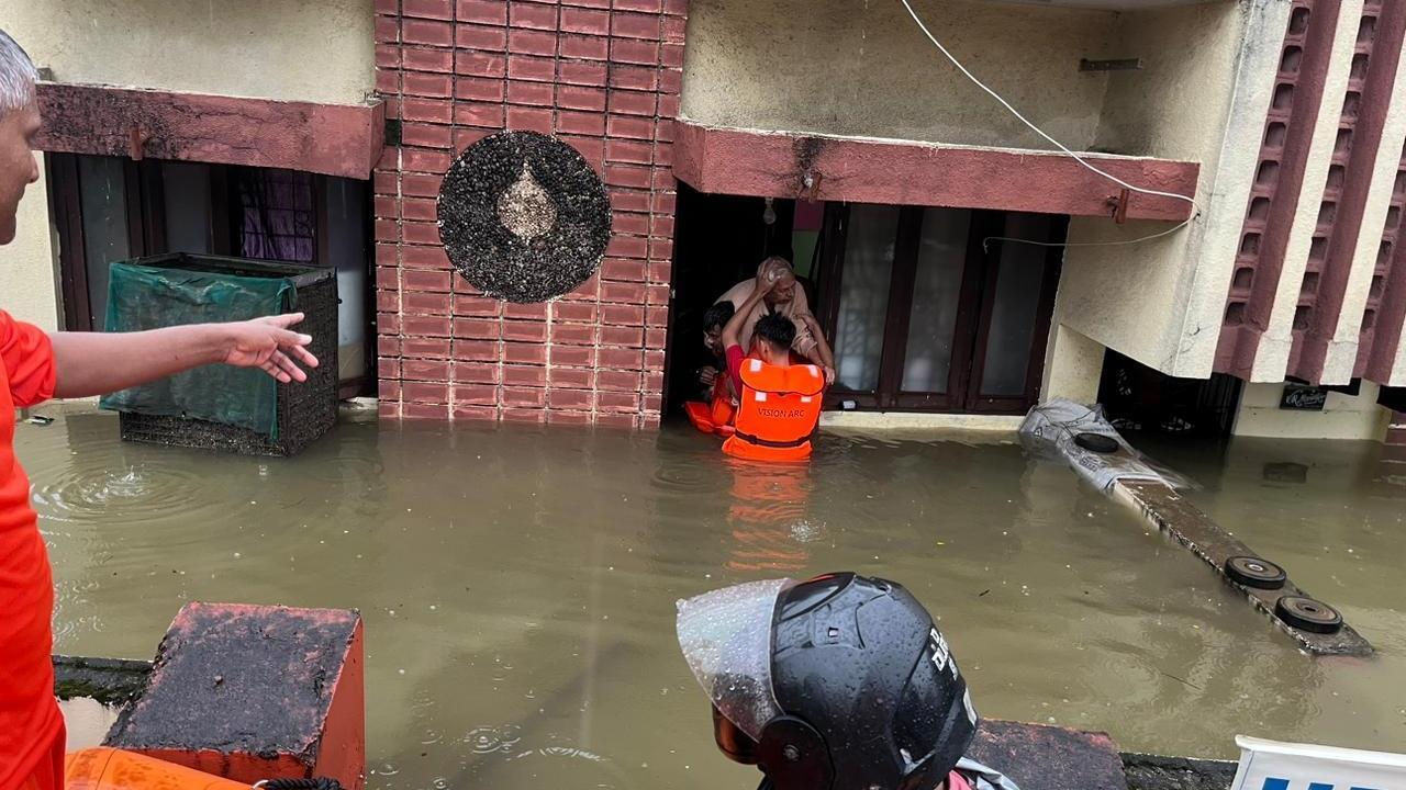 Woman dead, 400 rescued as heavy rains flood several parts of Nagpur