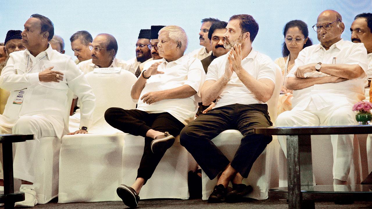 Resolutions were passed to fight the Lok Sabha polls together on Friday in the meeting. Pic/Pradeep Dhivar