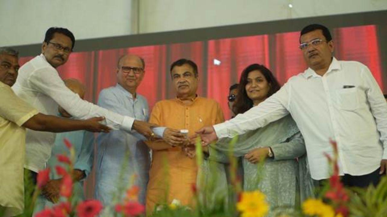 Mumbai Live: Nitin Gadkari inaugurates 3 projects worth Rs 3695 Crore in Washim