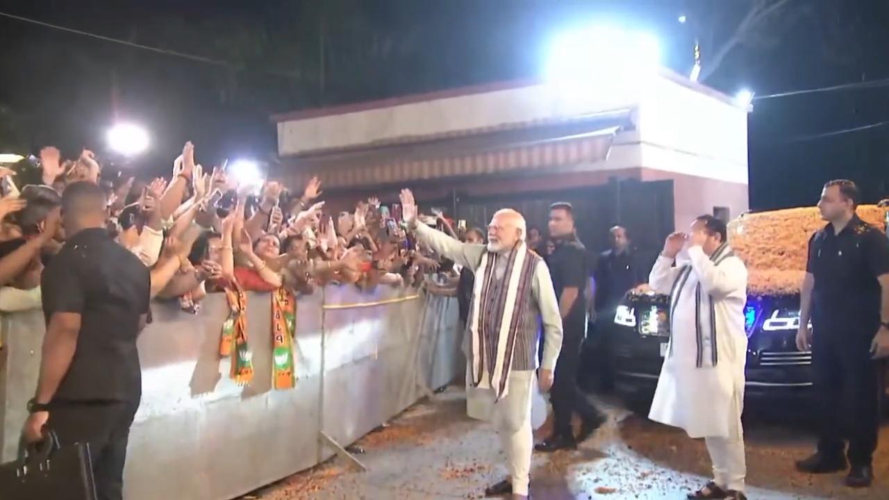 CEC members, including Union ministers Amit Shah and Rajnath Singh besides party president J P Nadda, lined up at the party office in the national capital to receive Modi who was showered with flower petals by the cheering supporters gathered there in large numbers