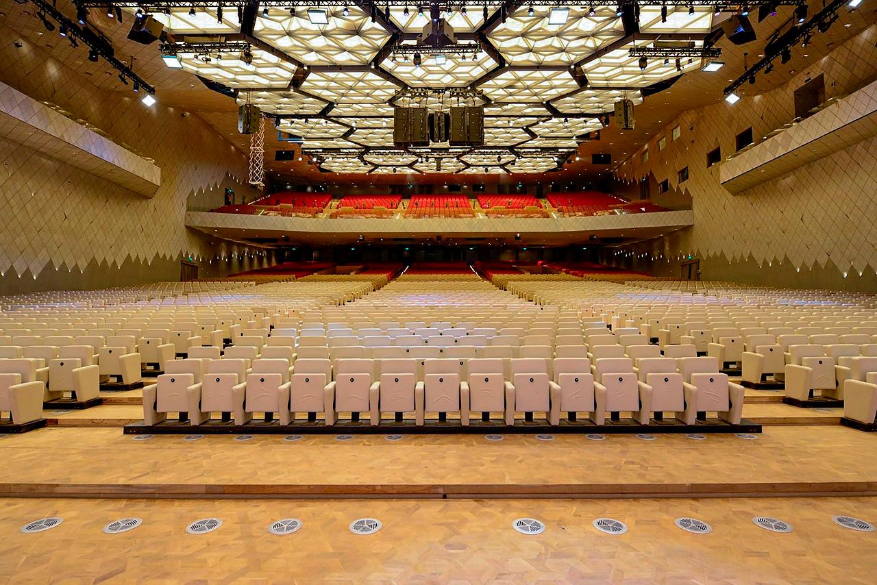 The convention centre, built across more than 73,000 square metres, comprises 15 convention rooms, including the main auditorium, the grand ballroom and 13 meeting rooms with a total capacity of holding 11,000 delegates