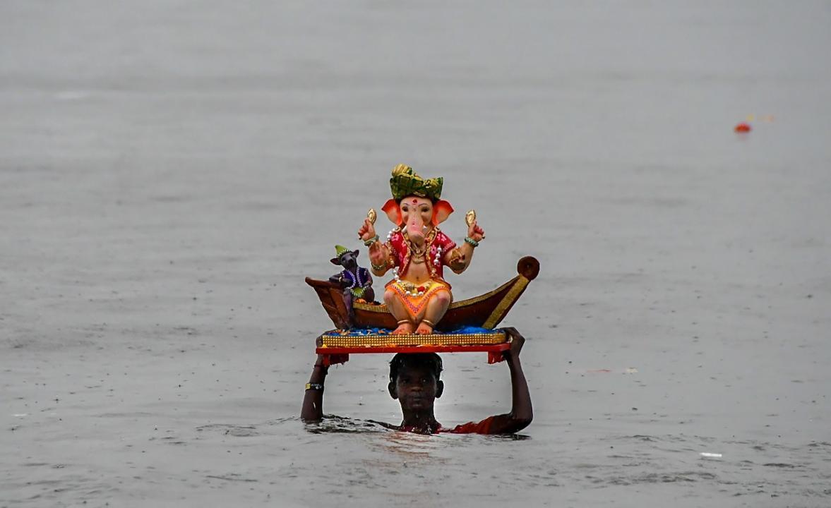 Ganeshotsav 2023: More than 80,000 idols immersed in Mumbai on fifth day of Ganesh festivities