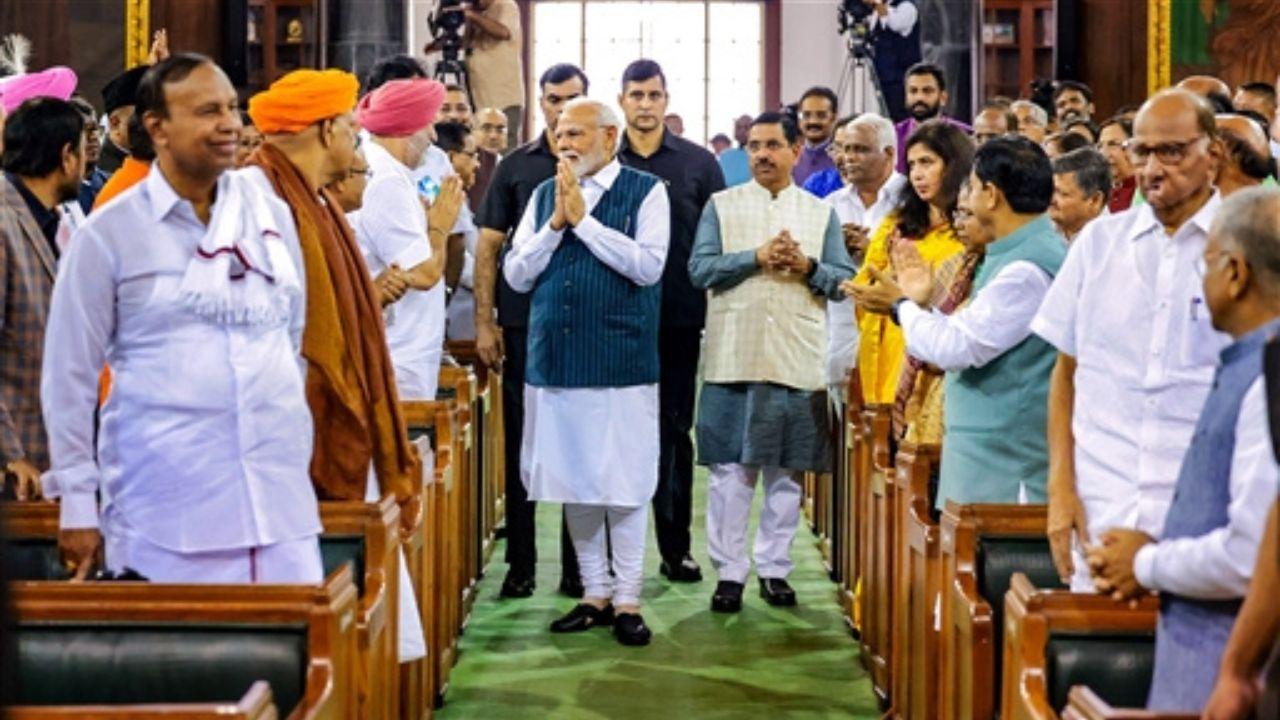 Parliamentarians raised spirited slogans of ‘Vande Mataram’ and ‘Bharat Mata Ki Jai’ during the momentous walk.