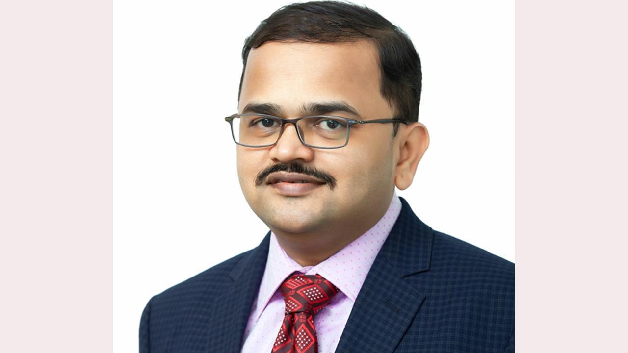 Dr. Baliram D. Parsewar: Renowned Obstetrics & Gynecology Expert, Medical Direct