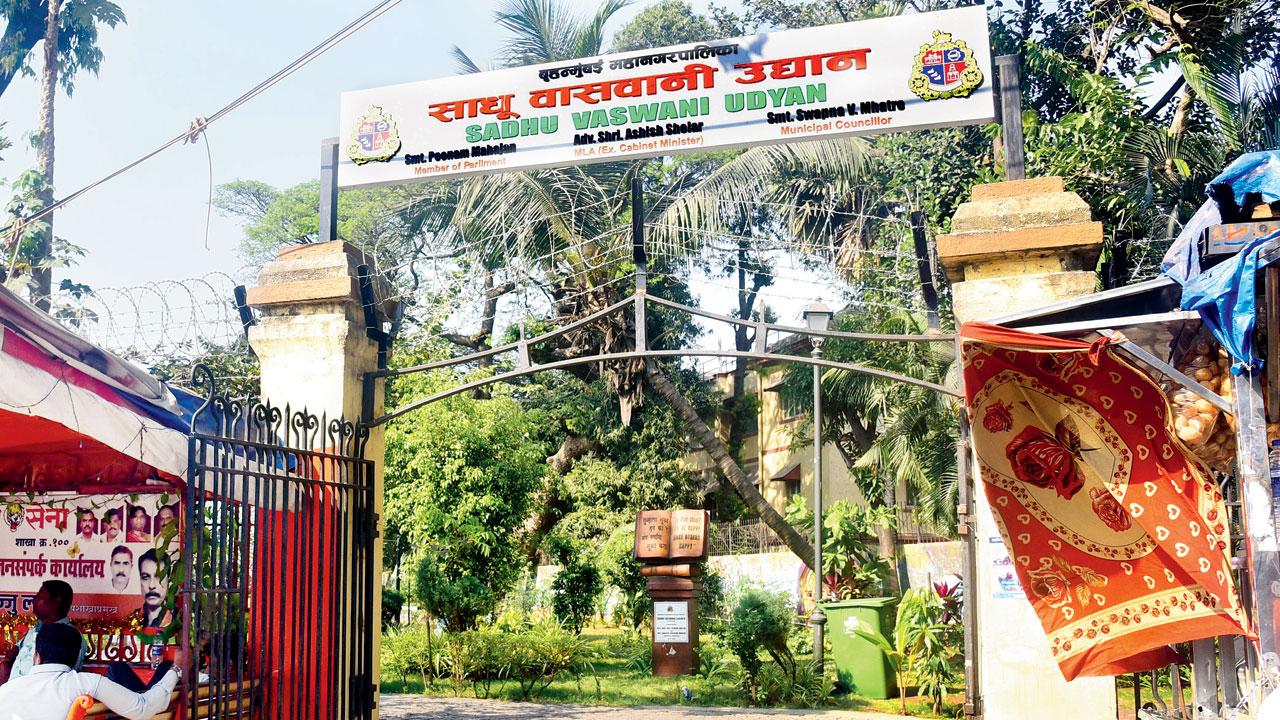 Sadhu Vaswani Garden at the junction of Linking Road and SV Road, which would have been by the National College station, on February 27. Pic/Shadab Khan