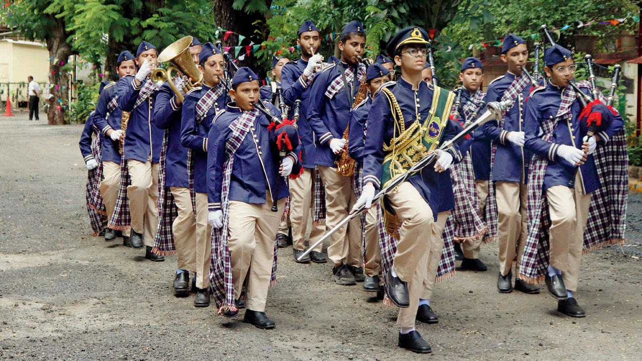 A school marching band performs its routine at the Rochak Festival in  Byculla. Pic/Anurag Ahire