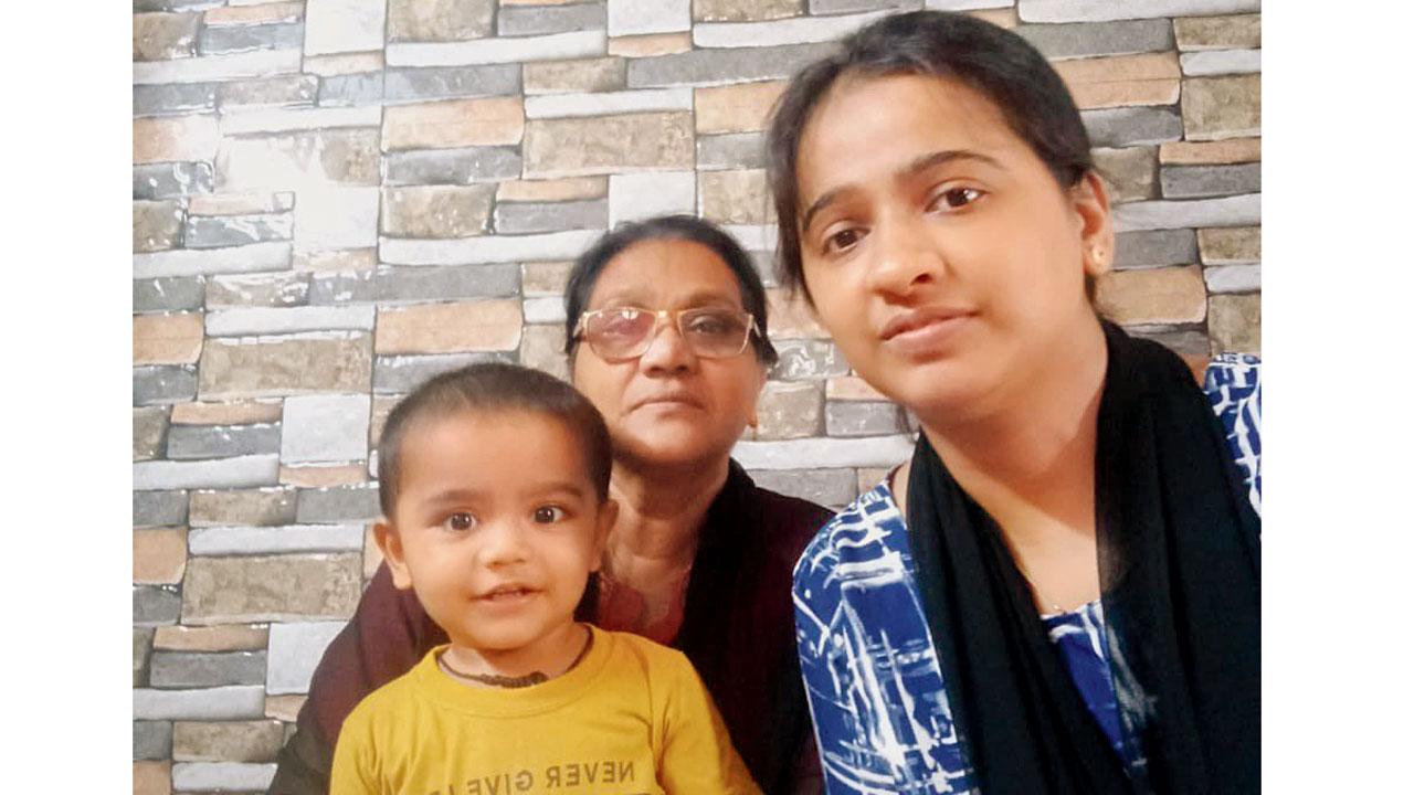 Chief Officer Siyab Salam’s mother, Mariamma, wife, Samreen (right) and 20-month-old son. Pic/Hanif Patel