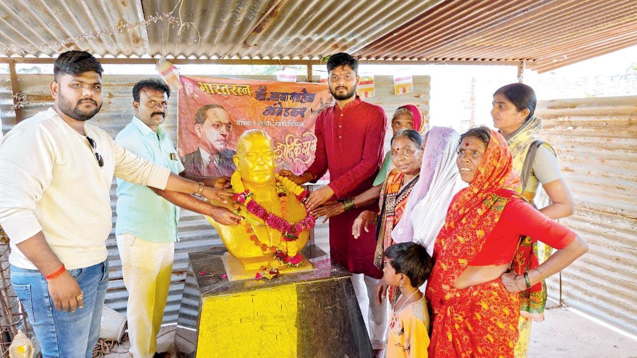 Maharashtra: Shepherd’s son gets scholarship for PhD in Scotland
