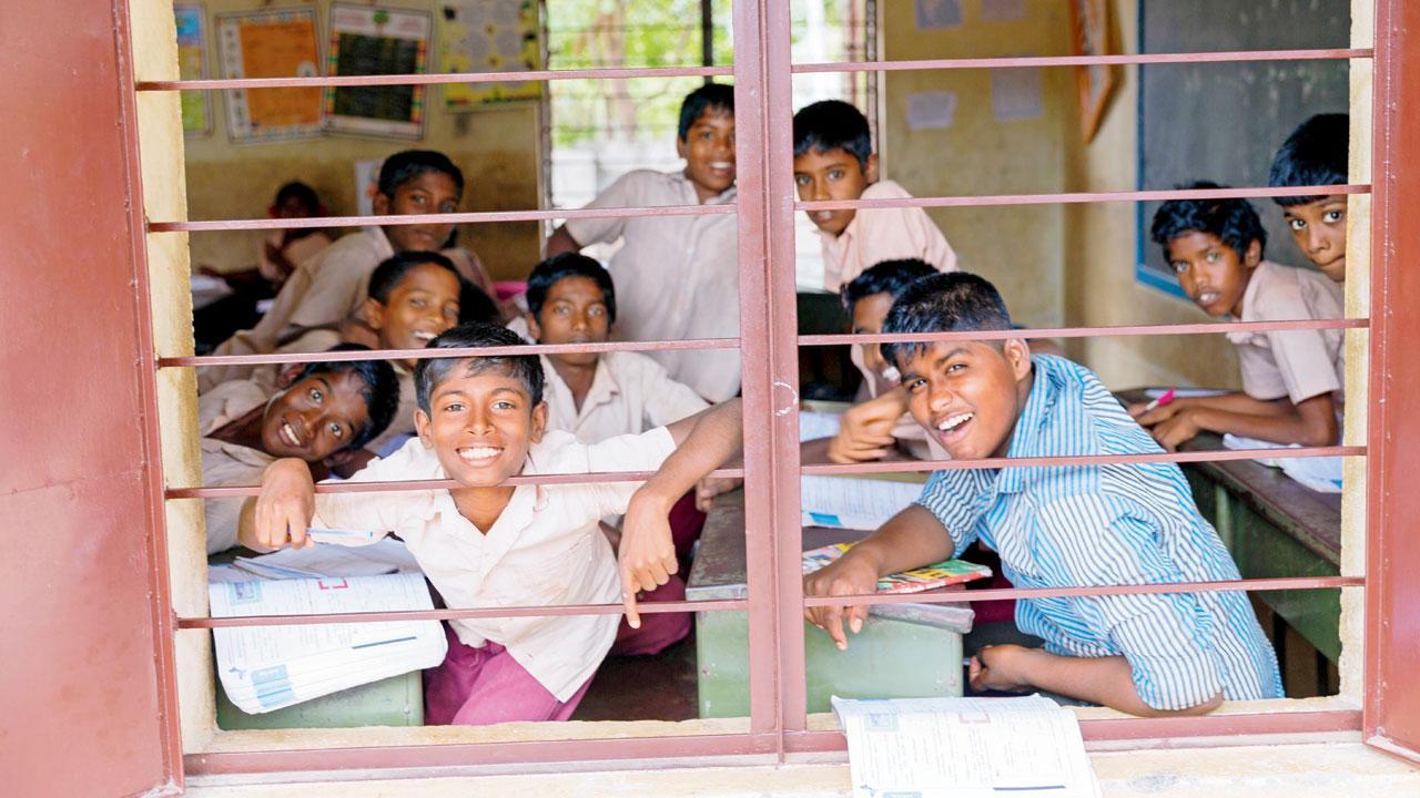 Maharashtra: Unauthorised slum schools may get RTE nod