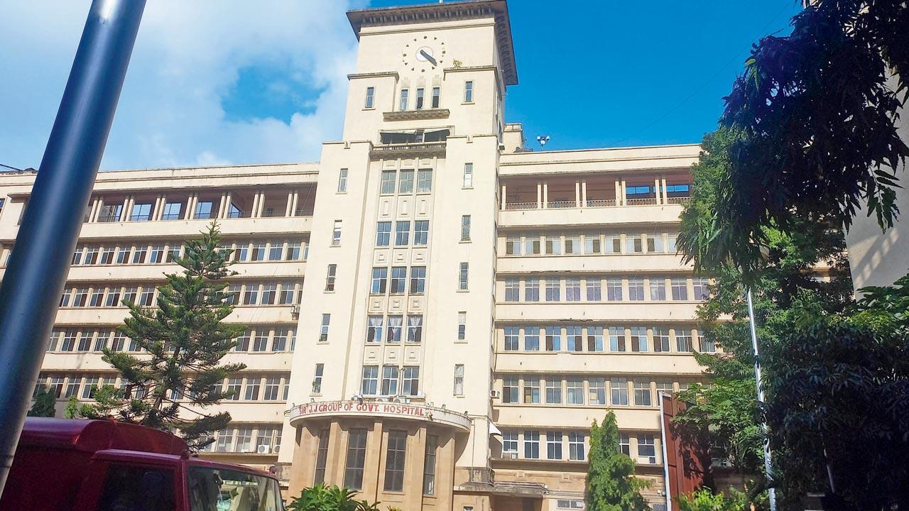 Mumbai: Senior resident doctors say want Rs 1 lakh stipend