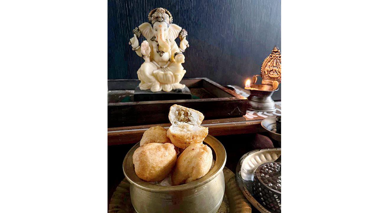 Sugiyan is the Tamil offering made to Ganesha and is made with leftover medu wada batter and modak filling
