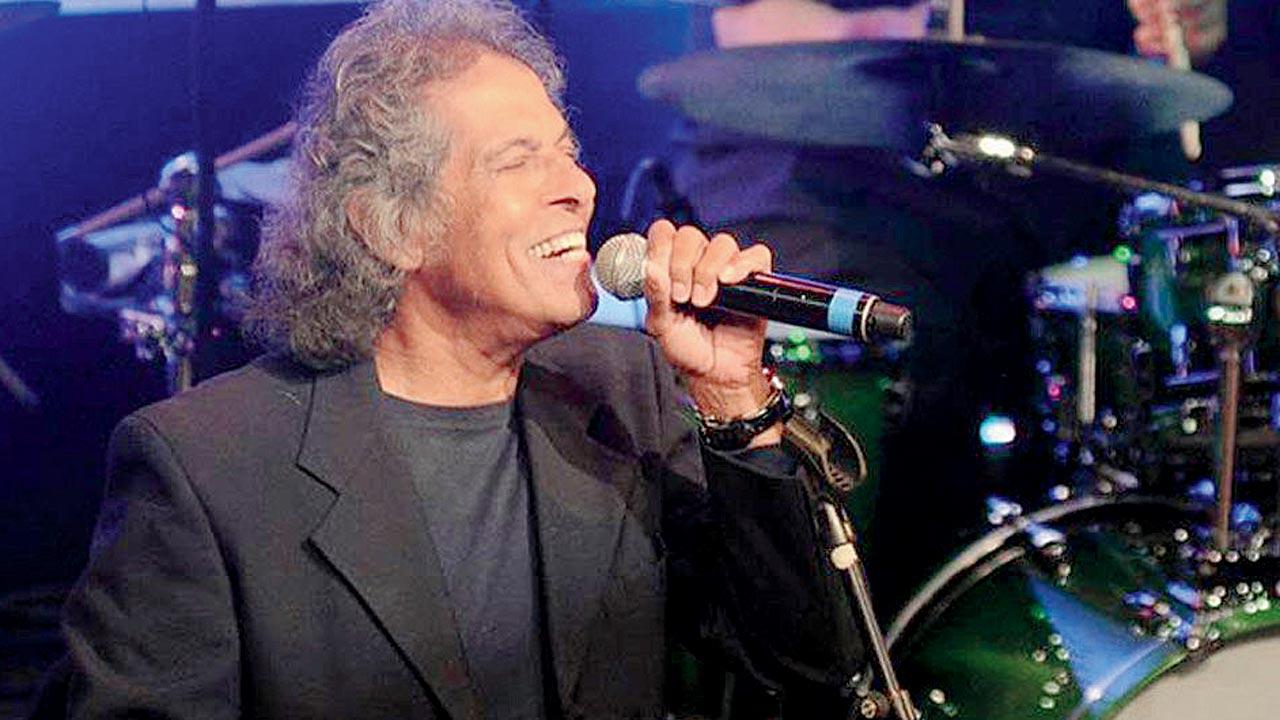Gary Lawyer, singer