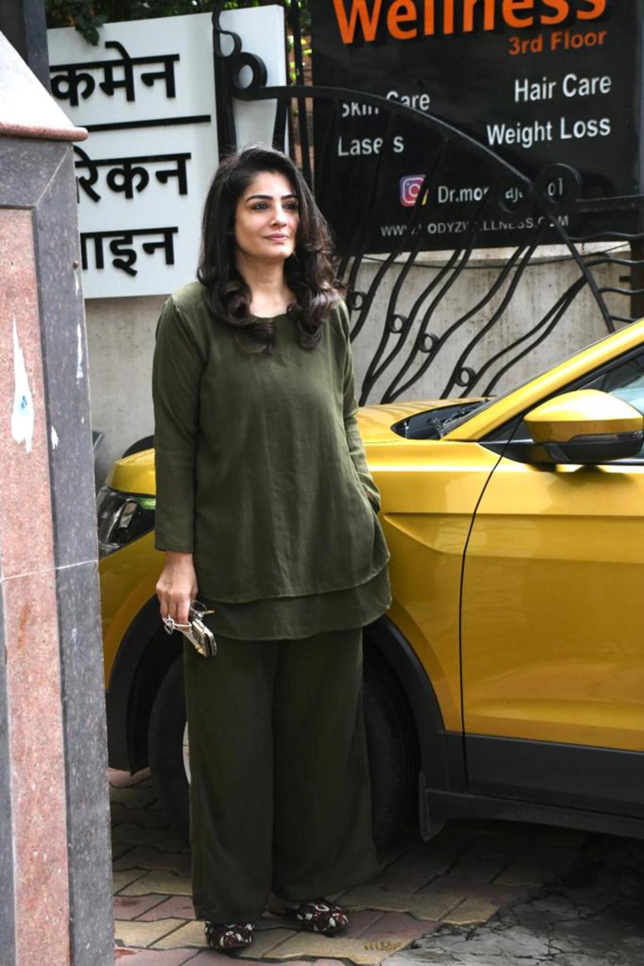 Raveena Tandon was spotted outside a clinic in Khar