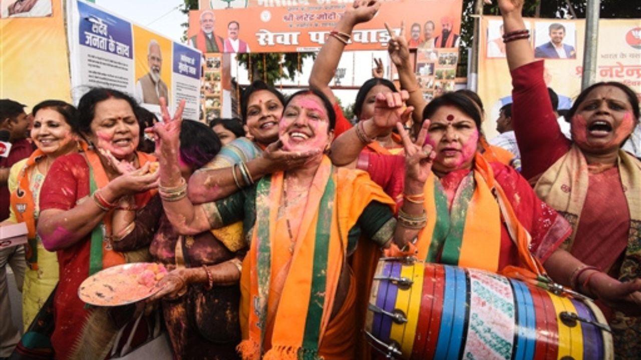 The Bill’s introduction was celebrated by representatives of all political parties. Bharatiya Janata Party workers in Patna played Holi and burst fire crackers as a mark of their celebrations.