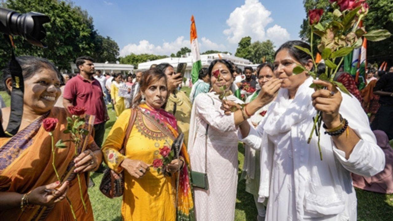 Union Law Minister Arjun Ram Meghwal introduced the bill in the first sitting of Lok Sabha and said that once passed, the number of seats for women in Lok Sabha will increase to 181.
