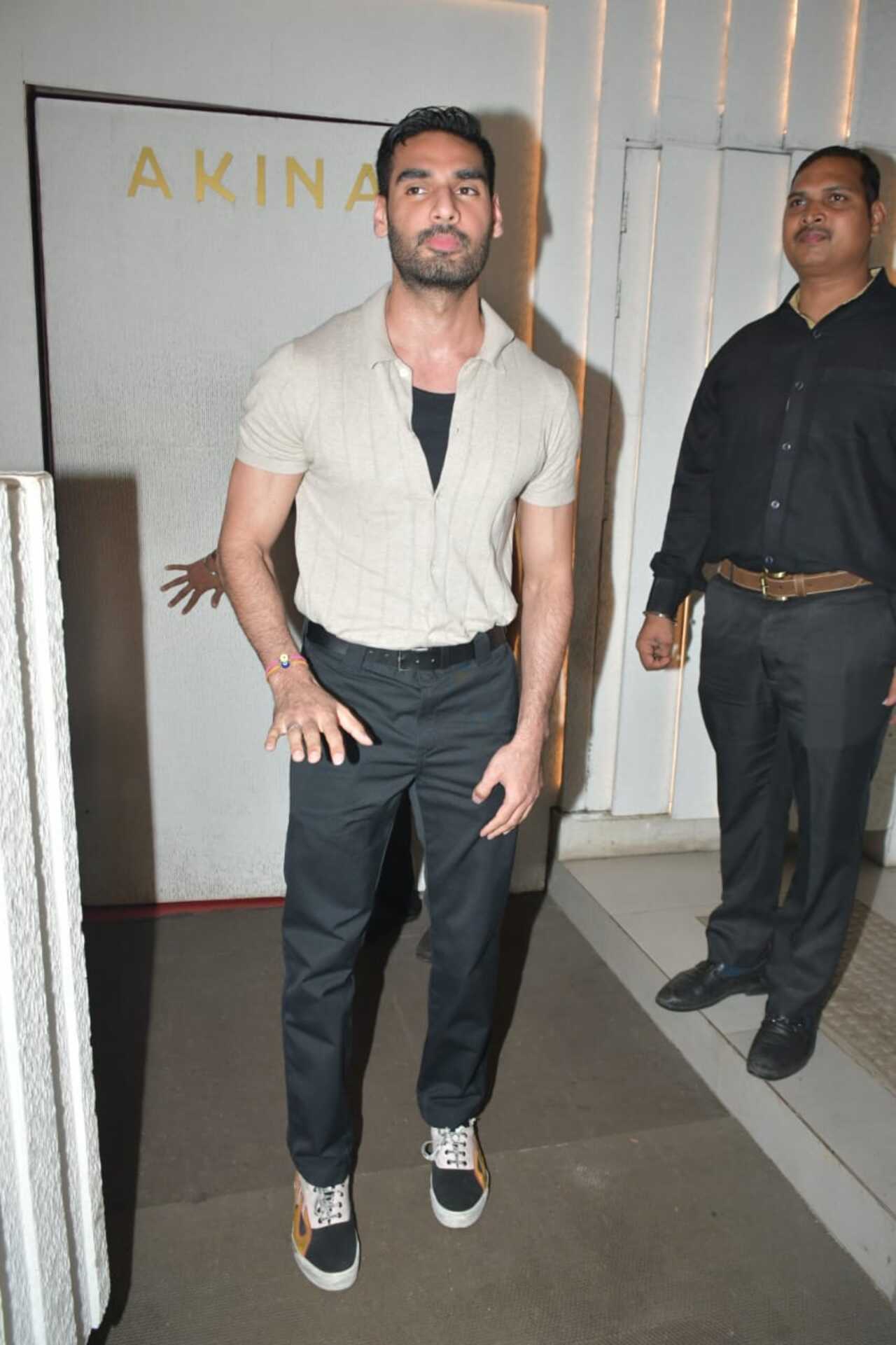 Athiya's brother Ahan Shetty also joined the bash. He opted for a black t-shirt, pants and a jacket