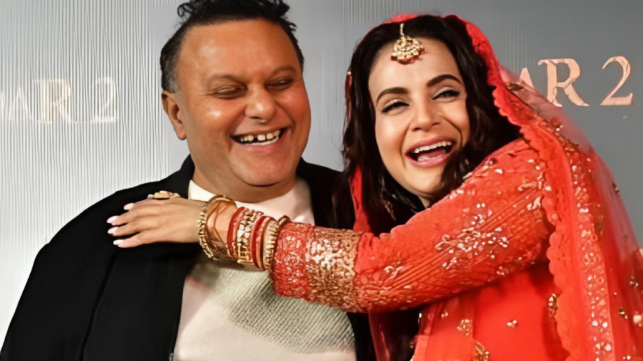 Gadar 2 Ameesha Patel thanks Anil Sharma for Sakeena-Tara love story amid feud image picture