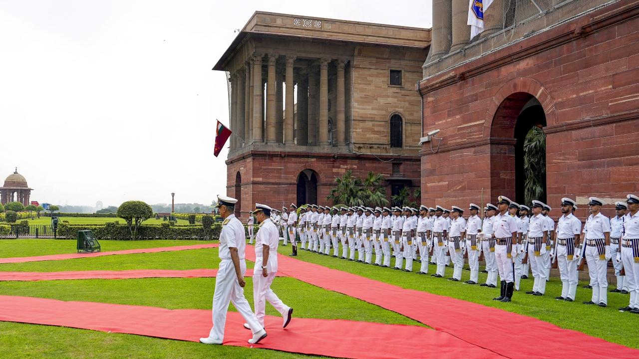 Earlier, Admiral Hassan laid a wreath at the National War Memorial in Delhi and paid respects to the fallen soldiers.