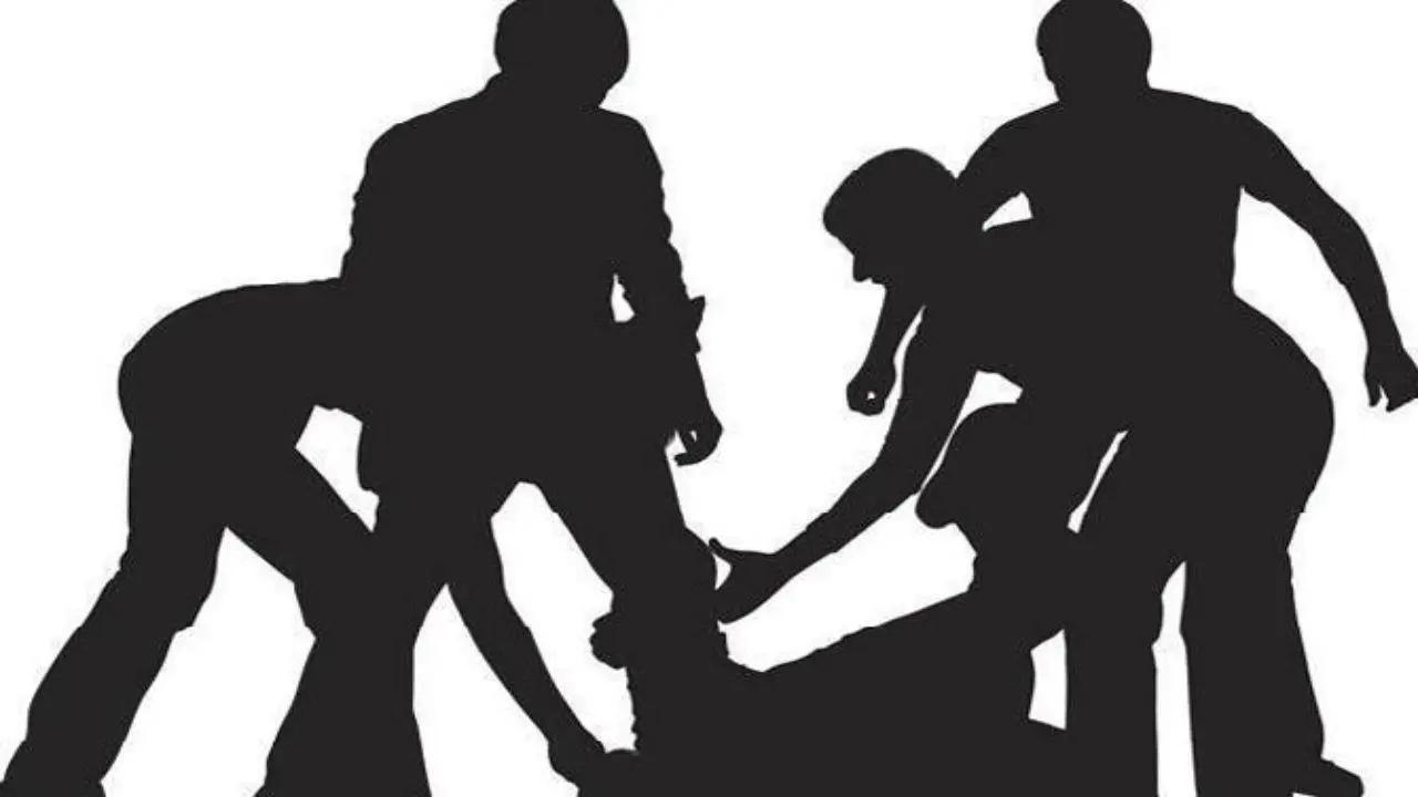 Mumbai LIVE: History-sheeter attacks police during arrest over molestation