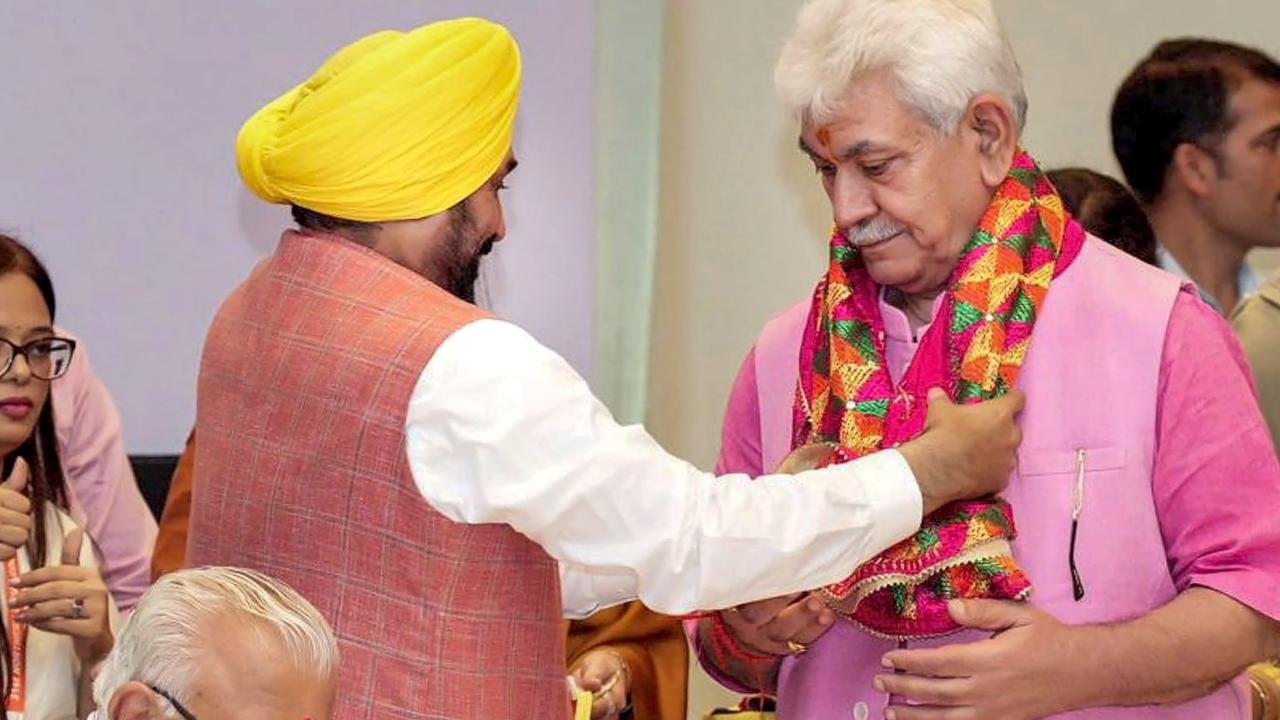 Prominent issues which the CM may raise include the process of land allotment to the Haryana government in Chandigarh for setting up an additional building of its state assembly