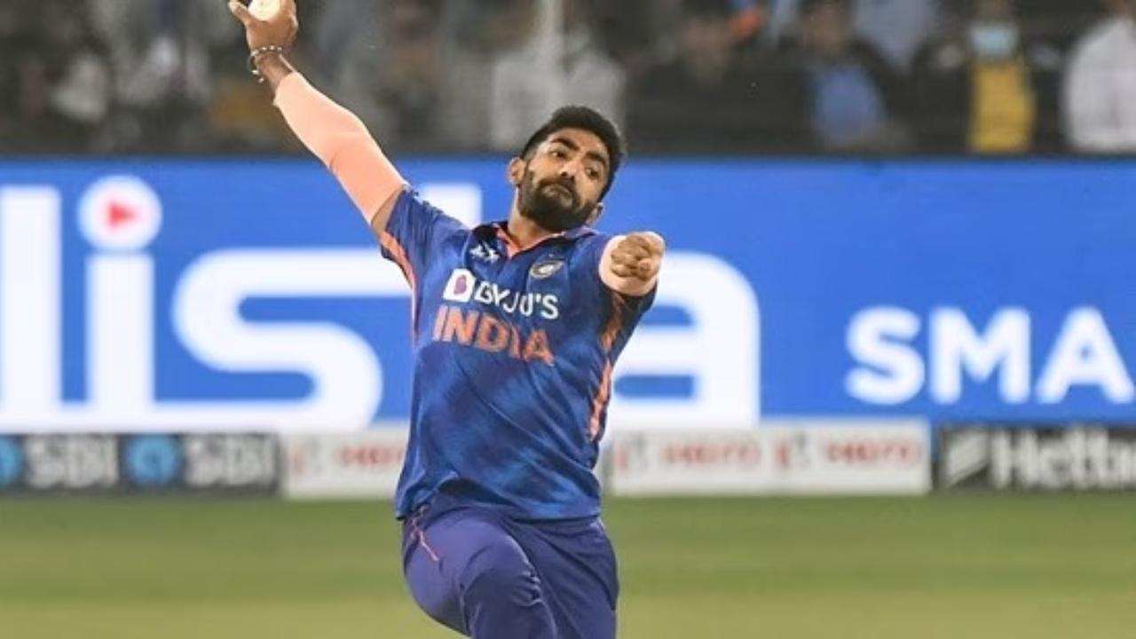 India's current lead pacer Jasprit Bumrah dismissed 6 of England's batsmen for 19 runs in 2022. He took the wickets of Jason Roy, Jonny Bairstow, Joe Root, Liam Livingstone, David Willey and Brydon Carse. England's team was all out for 110 runs