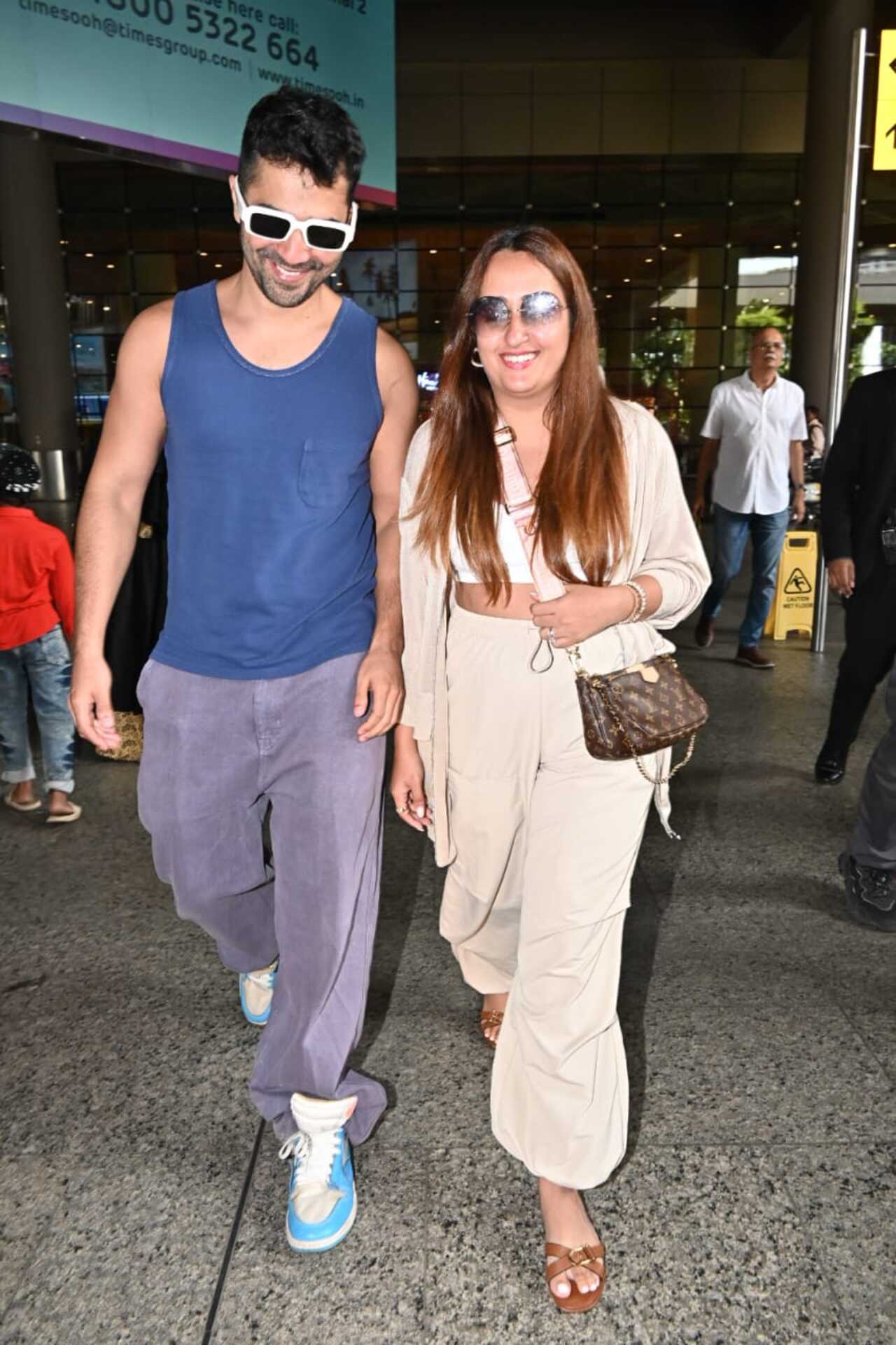 Cute couple Varun Dhawan and Natasha Dalal were snapped at the airport