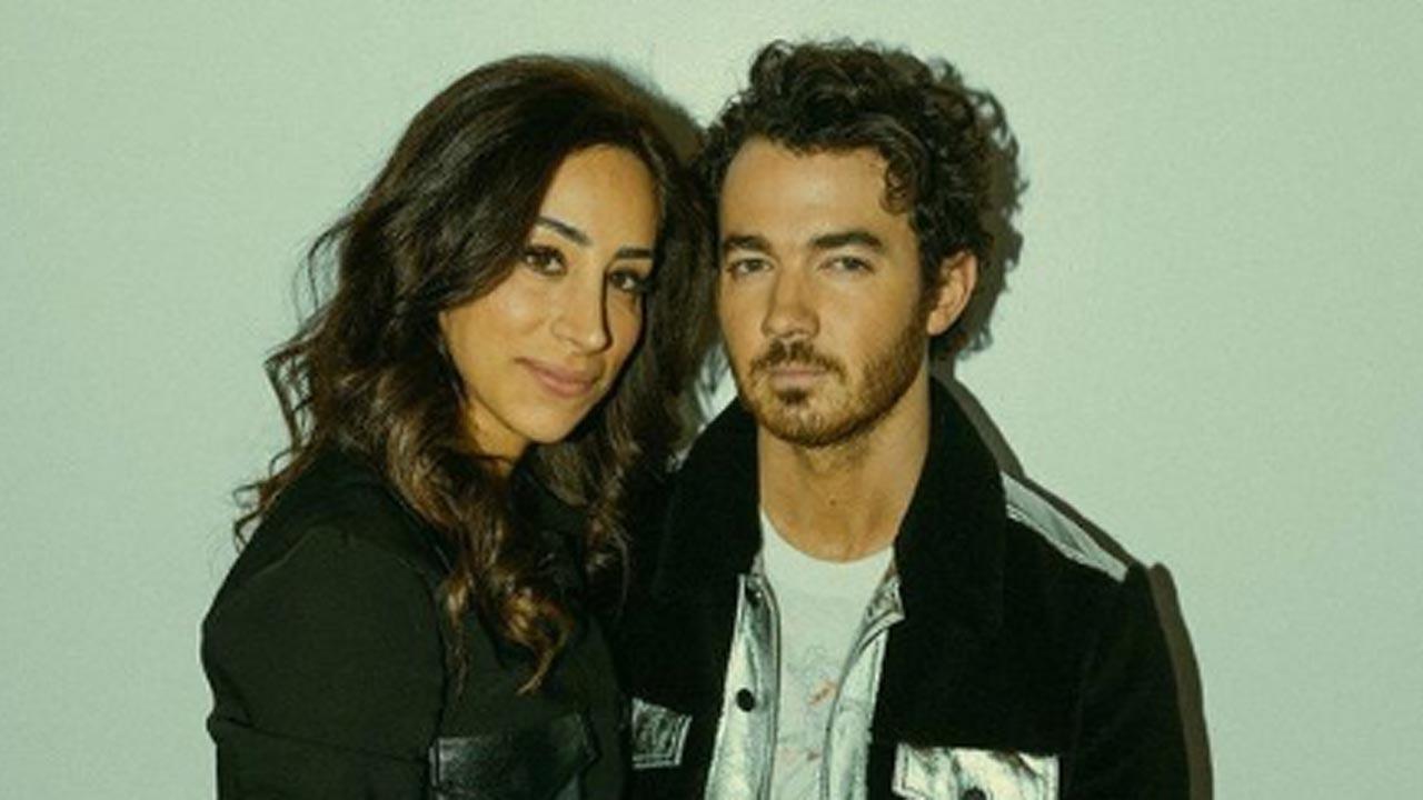 Kevin Jonas, Priyanka Chopra wish Danielle Jonas on her birthday