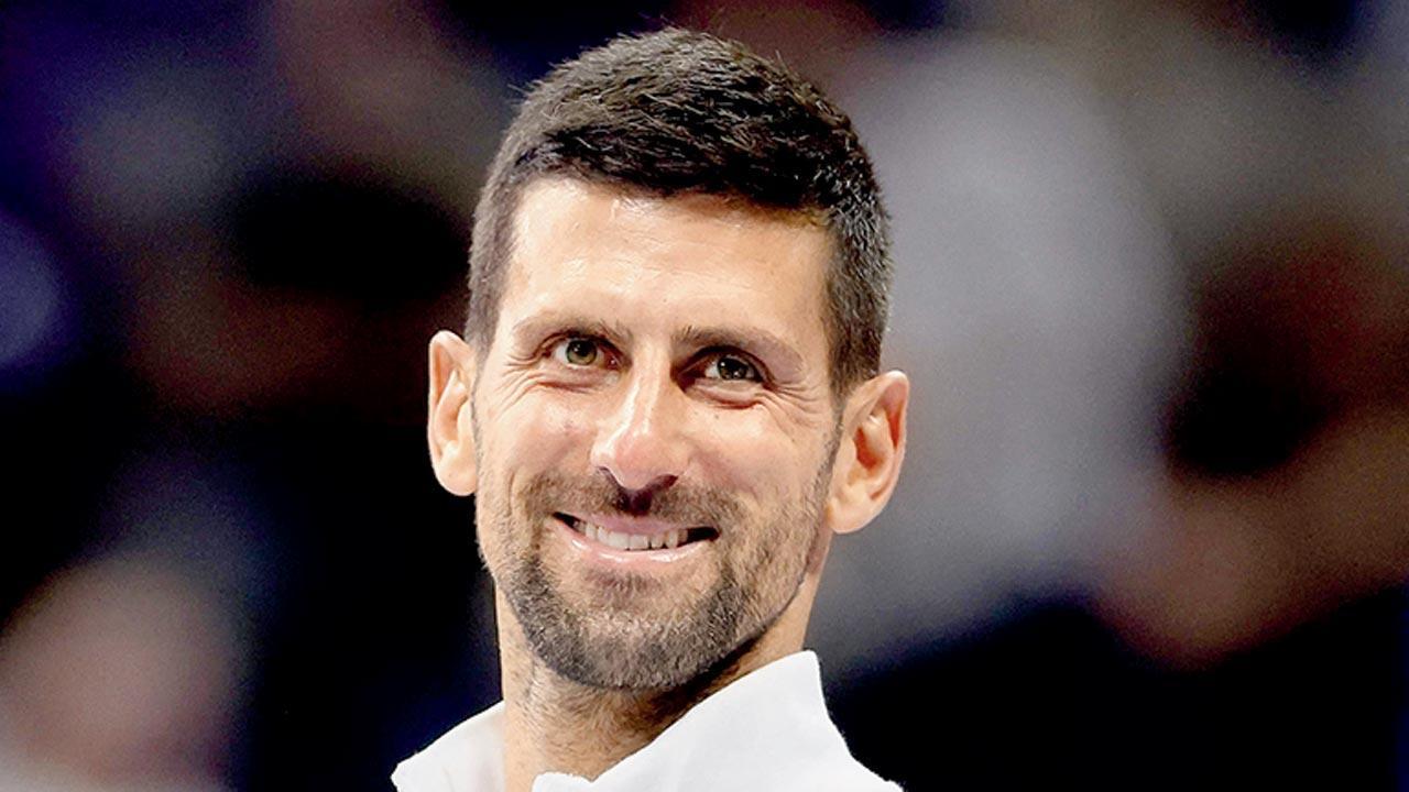 Novak Djokovic takes tennis racquet to All-Star golf game