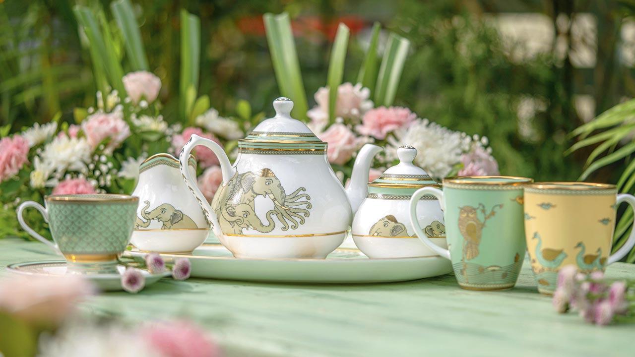 Tea set inspired from Indian artforms