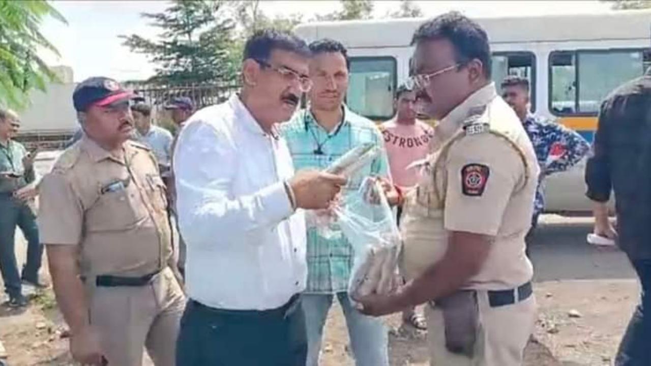 Maharashtra: Revenue department officials recover detonators, gelatin sticks from Mumbra creek, probe launched