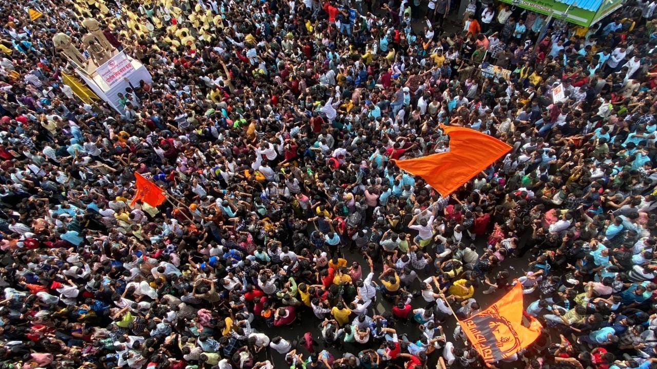 A notification, issued by the Mumbai Police said, On 10th September, 2023, various processions have been organised in Byculla Traffic Division to mark the arrival of many Ganpati Idols (Ganpati Aagman) from 12:00 hrs onwards on Dr. B.A. Road (South Bound, North Bound) and Sane Guruji Marg