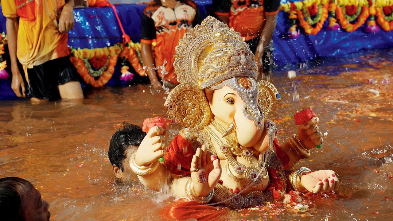 Mumbai: 60 per cent idols immersed in natural bodies