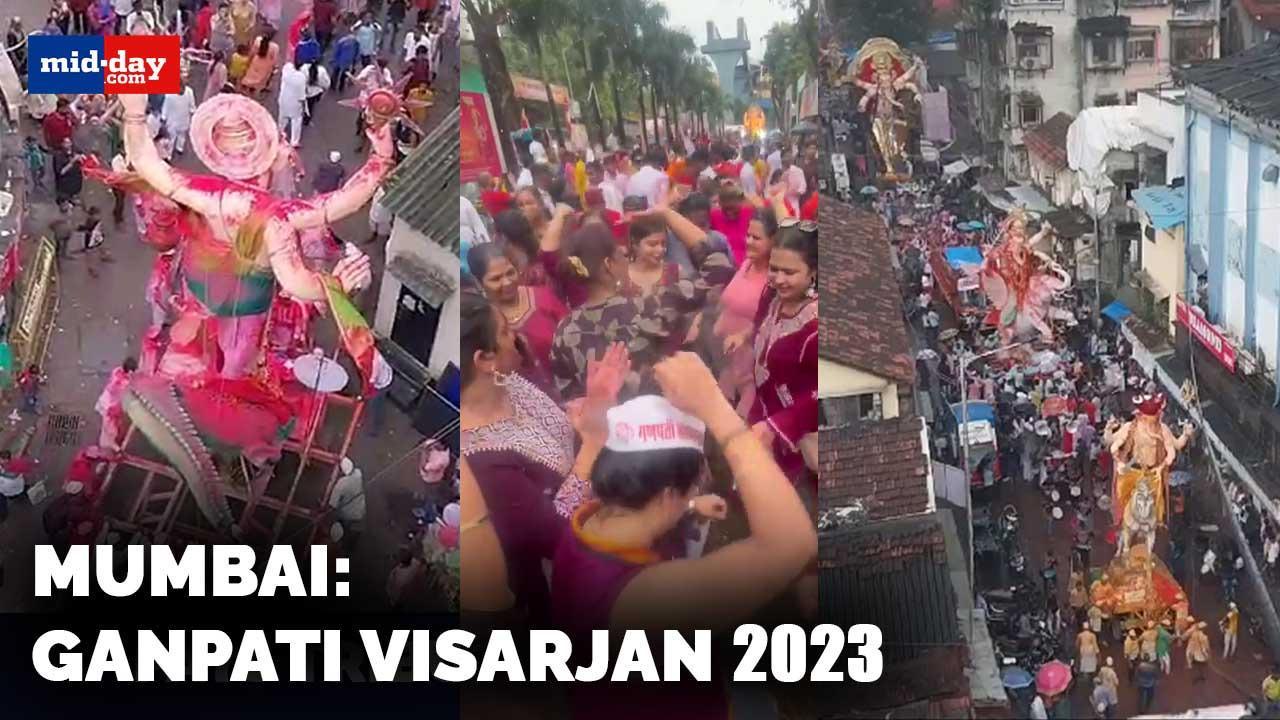 Ganpati Visarjan 2023: Mumbaikars enjoy grand Ganpati Visarjan amid downpour
