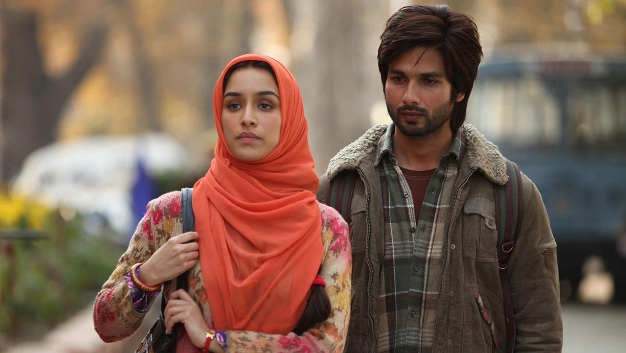 Haider (2014) 
This Vishal Bhardwaj-directorial is a modern adaptation of  William Shakespeare's tragedy Hamlet. It is also based on Basharat Peer's memoir Curfewed Night. The film stars Shahid Kapoor, Kay Kay Menon, Tabu, Shraddha Kapoor, and Irrfan Khan
