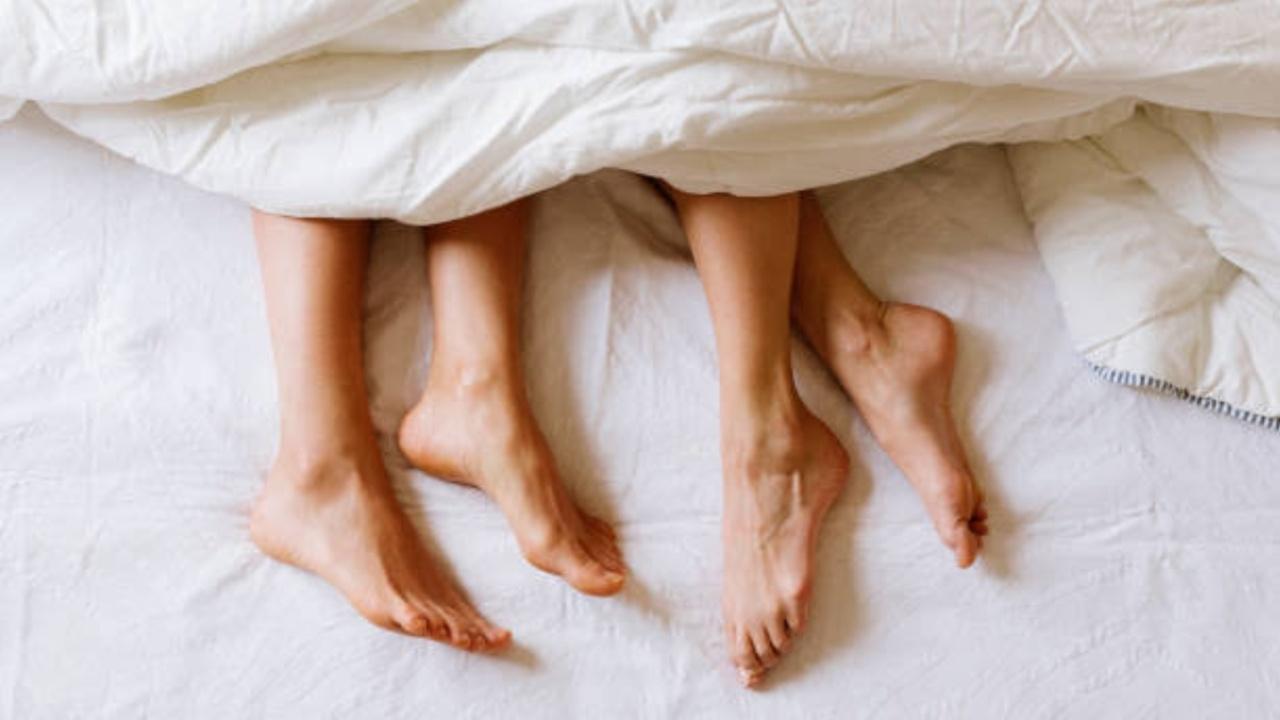 Sleeping naked is good for health? Expert lists down surprising benefits