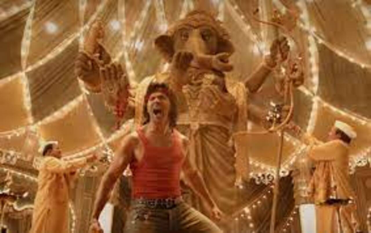 Suno Ganpati Bappa Morya is a popular Bollywood song from the movie 'Judwaa 2', which was released in 2017. The song is a lively and festive number that is typically associated with the celebration of Ganesh Chaturthi