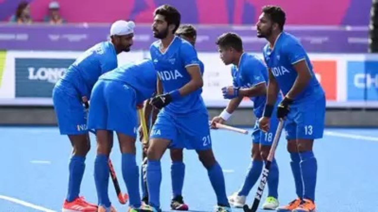 Indian men's hockey team leaves for Asian Games