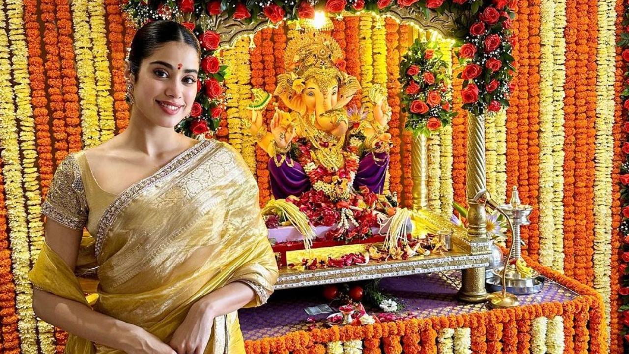 Ganesh Chaturthi 2023: Janhvi Kapoor and rumoured beau Shikhar dance together