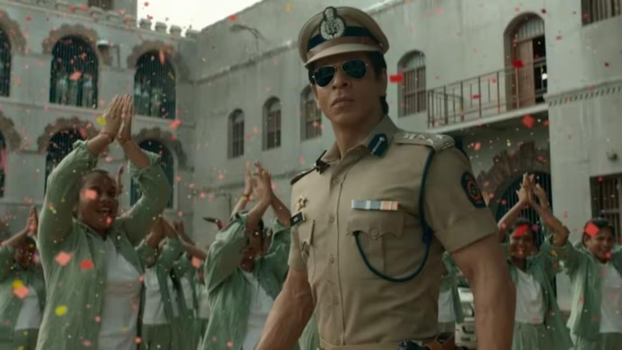 Jawan: Shah Rukh Khan's film sells 557,000 tickets in advance, beats Pathaan's first day booking record