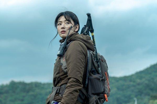 Mount Jiri itself becomes a central character, both awe-inspiring and unforgiving. The show approaches nature with reverence and wariness, emphasizing that every human action carries consequences. The endearing characters, picturesque scenery, heartfelt moments, and enthralling mystery make 