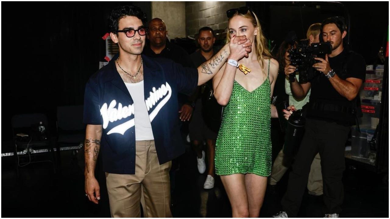 Pop star Joe Jonas and actress Sophie Turner have been apart for the whole summer with Joe taking their two daughters on tour with him while Sophie was working in the UK. Read more