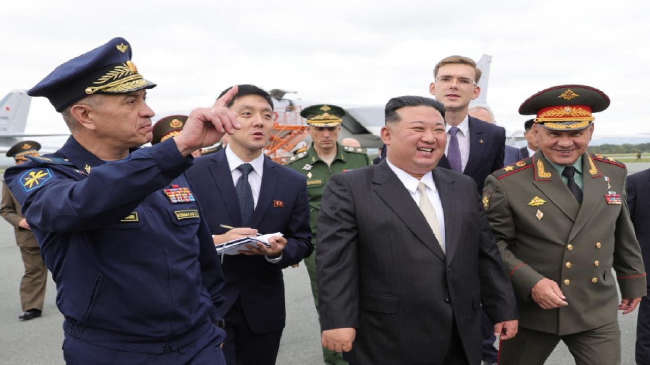 It added that Admiral Evmenov had talked to Kim about the “expanded capabilities of the new control systems, which allow Kalibr sea-based cruise missiles to be effectively used against sea and coastal targets at a distance of more than 1,500 kilometers from the ship.”