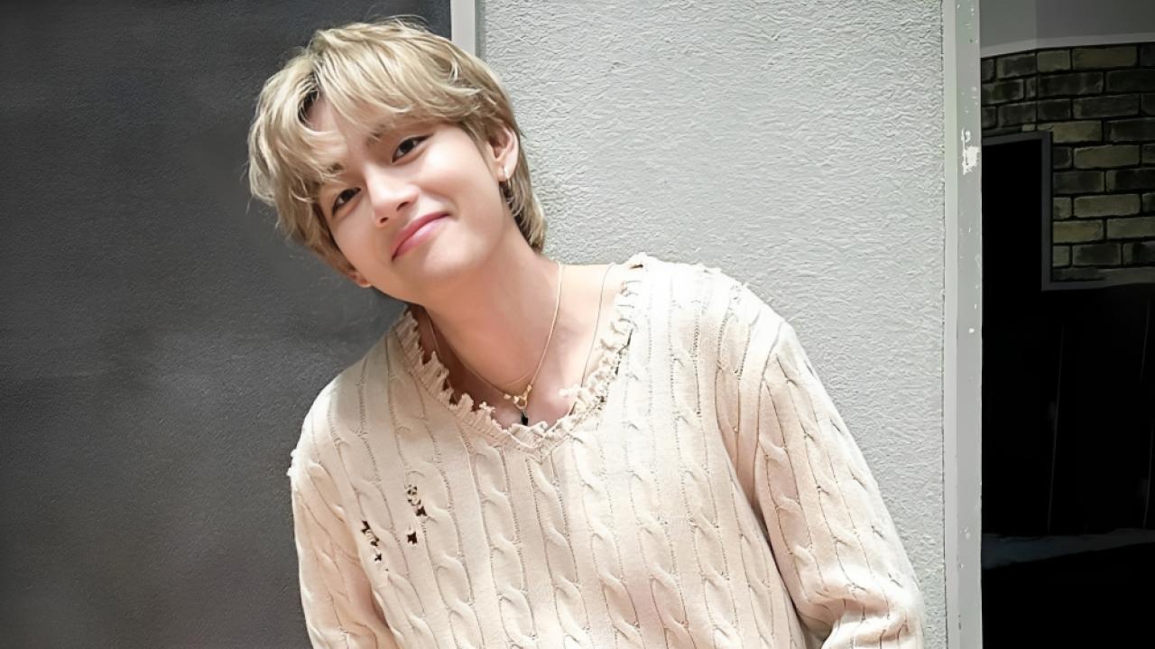 Kim Taehyung Has BTS Fans Begging For Mercy As He Goes Shirtless, Sports  Only Jacket In New Photo - News18