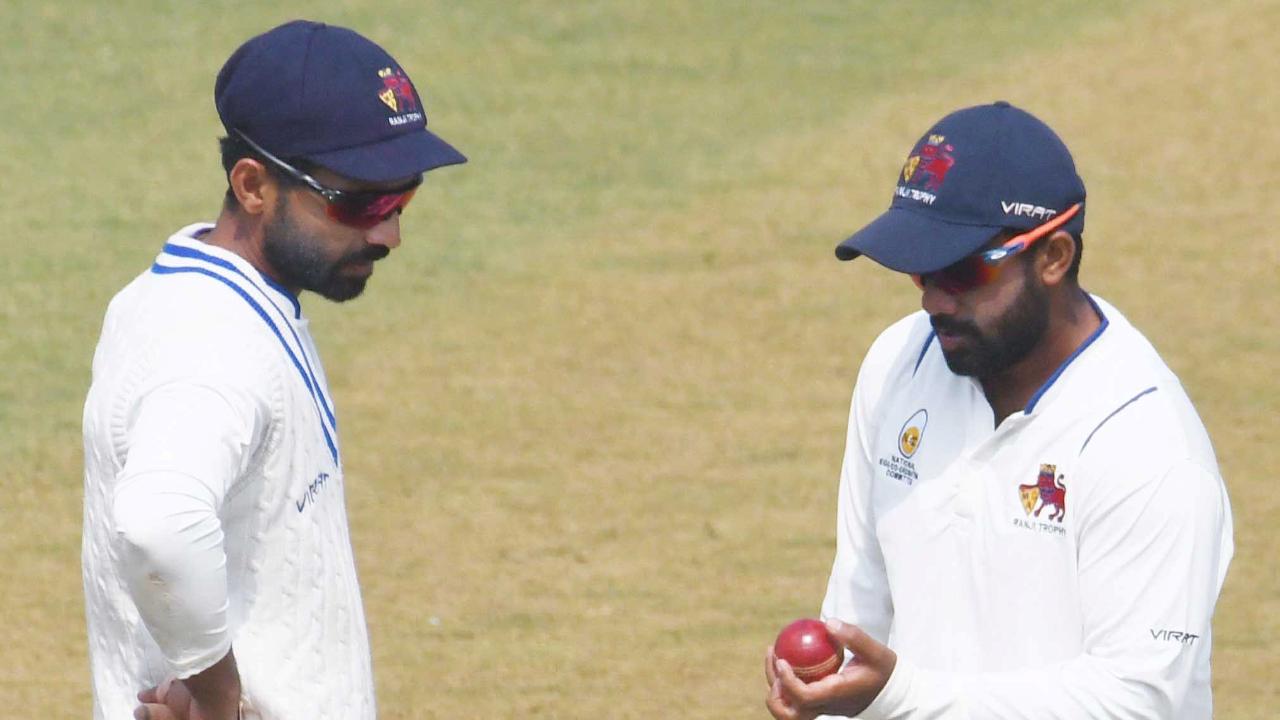 Shams Mulani and Ajinkya Rahane (right) during the last Ranji Trophy season. PIC/Ashish Raje