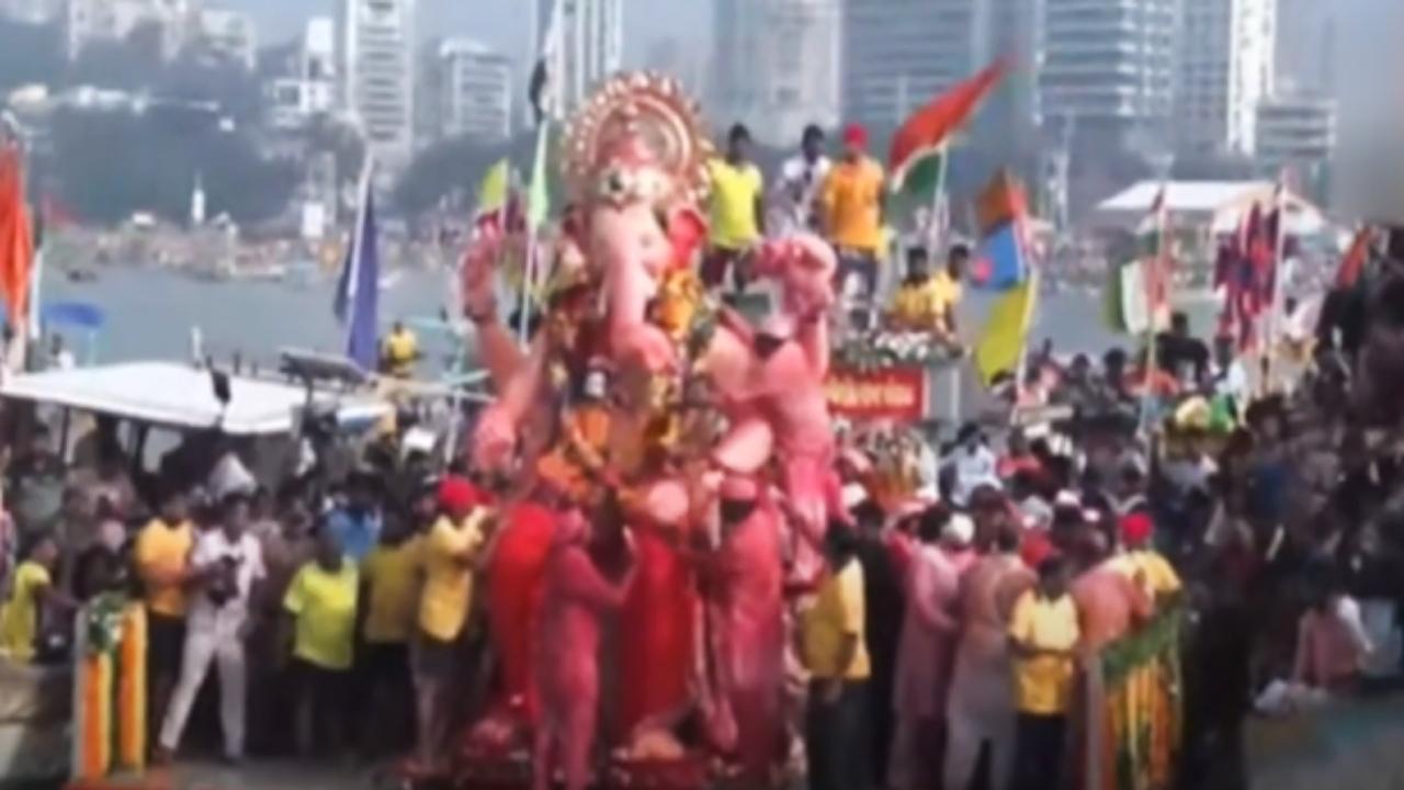 Watch: After a spectacular 21-hour procession, Lalbaugcha Raja immersed 