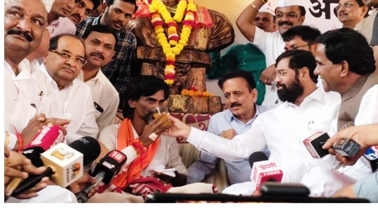 Maratha quota activist Manoj Jarange ends hunger strike with juice served by CM Shinde