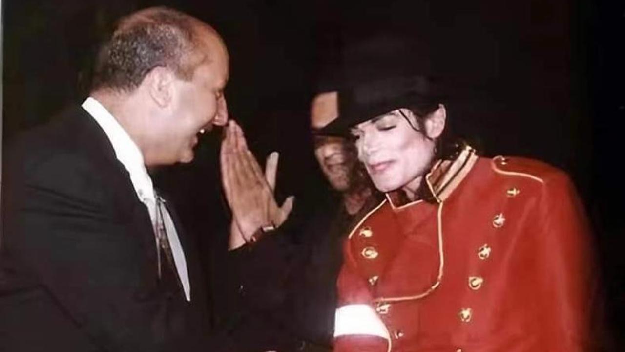 Anupam Kher recalls 'breaking barricade, jumping on stage' to meet Michael Jackson at exclusive event in 1996