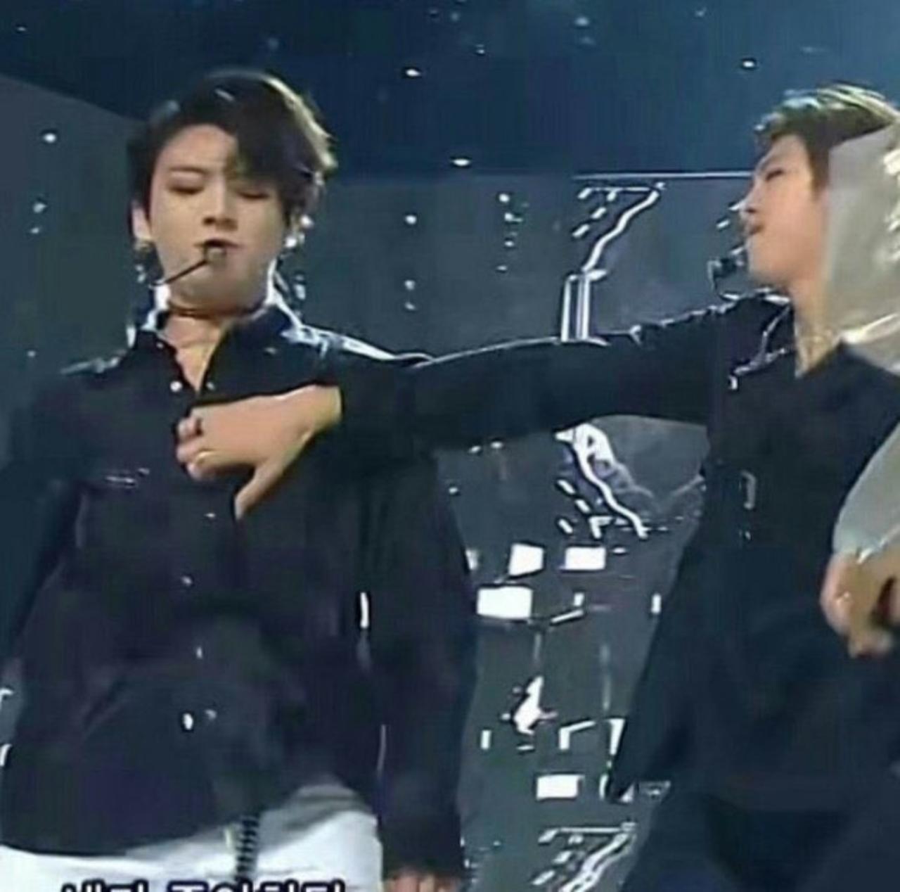 Here is one we aren't complaining about! Namjoon accidentally ripped off Jungkook's shirt during a 'Fake Love' performance exposing the maknae's sculpted body.