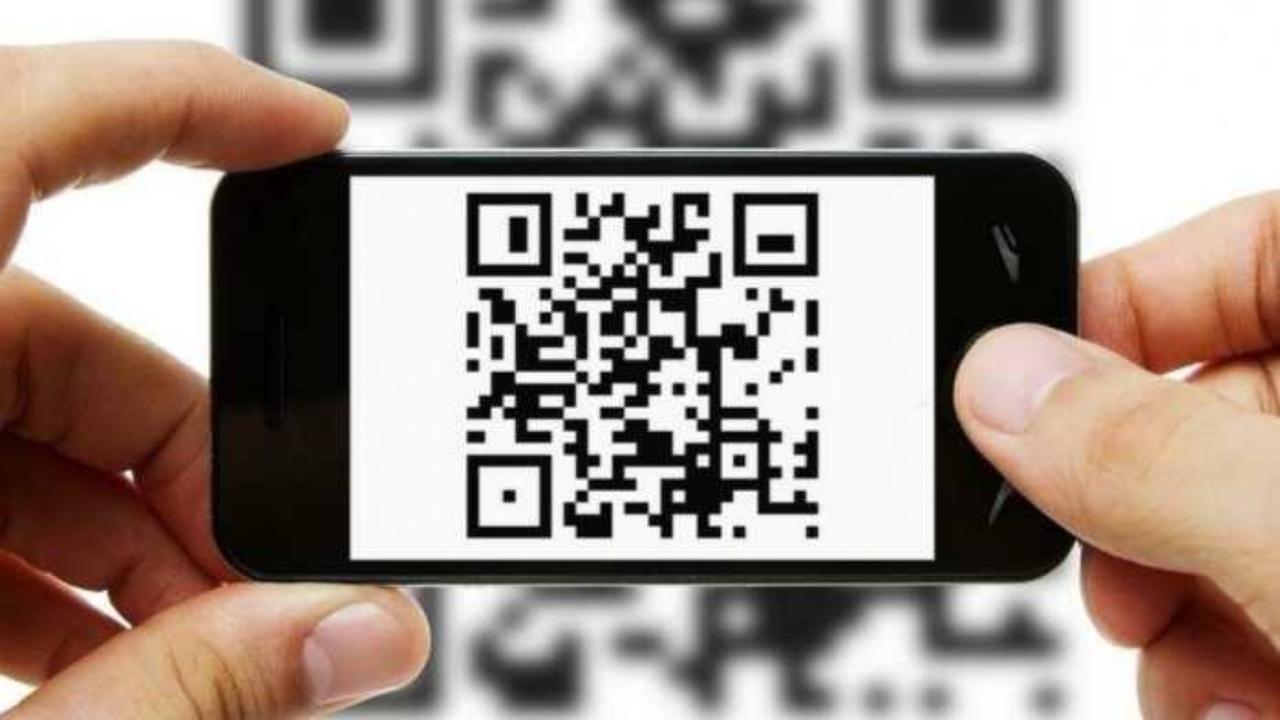 Spa Manager at Mumbai Airport siphoned off Rs 48L through QR code swap, booked